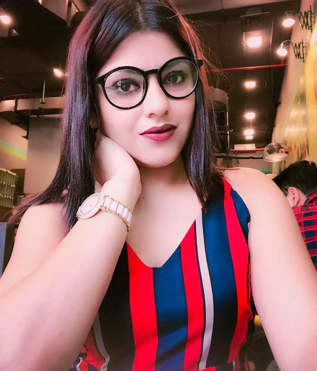 Goa call girl